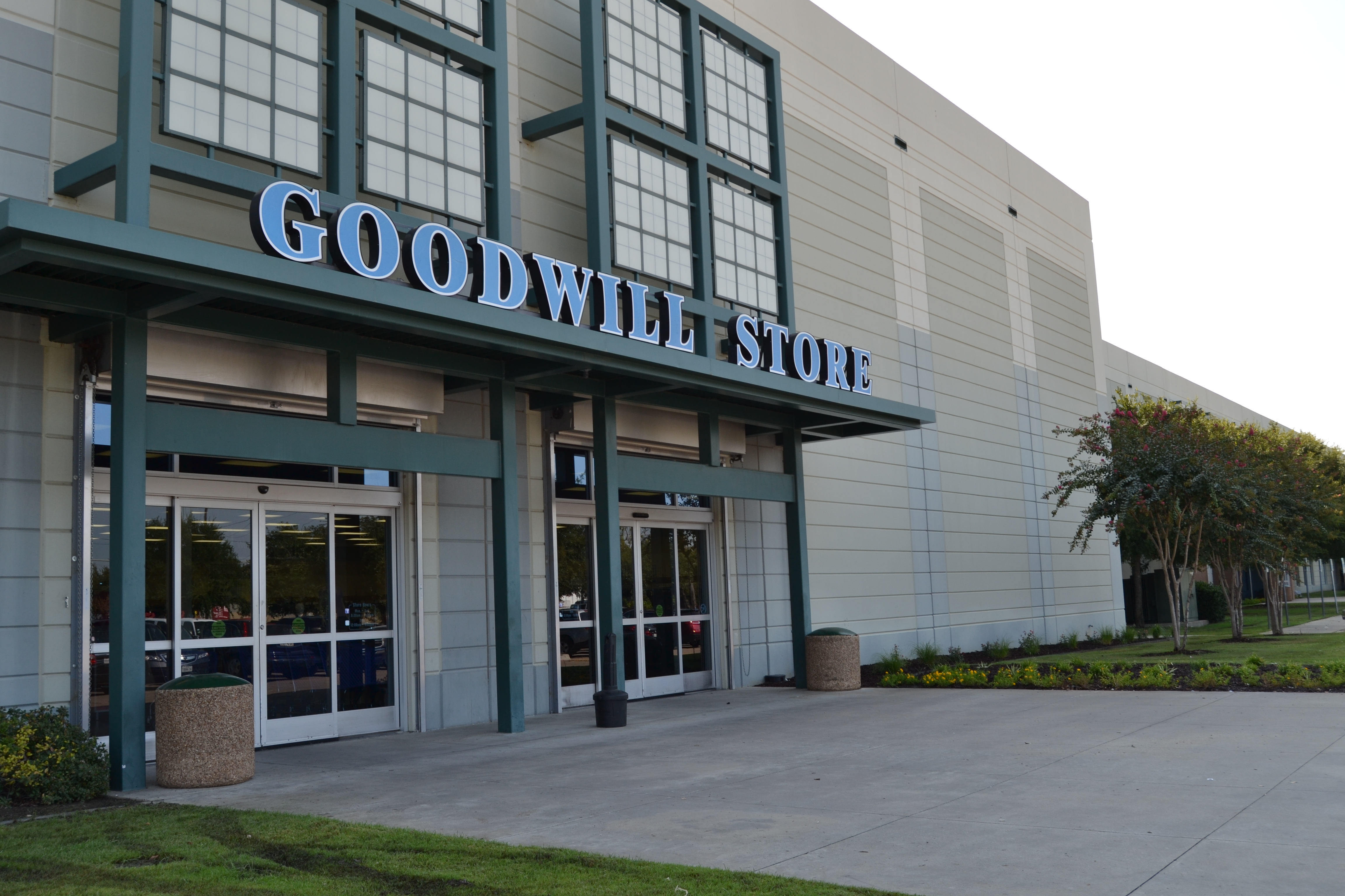 The 275,000 square foot Goodwill facility provides over 500 jobs