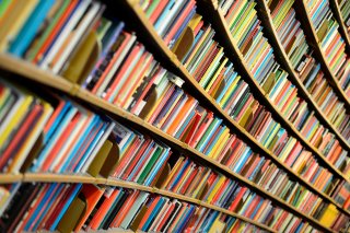 Stock photo of rows of books in a library