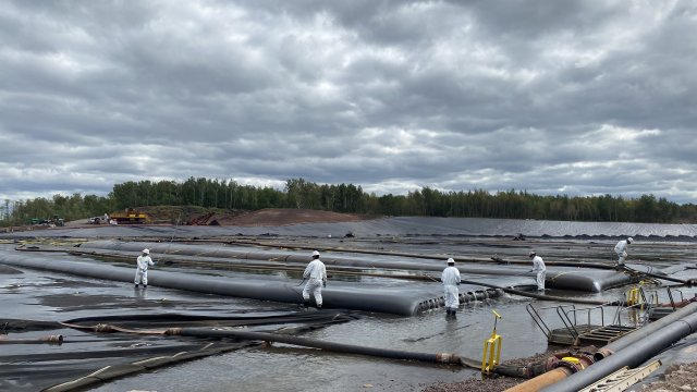 Dredge material from the Wire Mill Delta is pumped into Geotubes® located in the Upland confined disposal facility (CDF). Geotubes® are specially engineered tubular, bag-like filters used to remove water from the dredge material before processing.