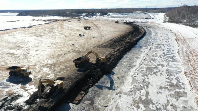 Mechanical dredging of the Shallow Sheltered Bay continues.