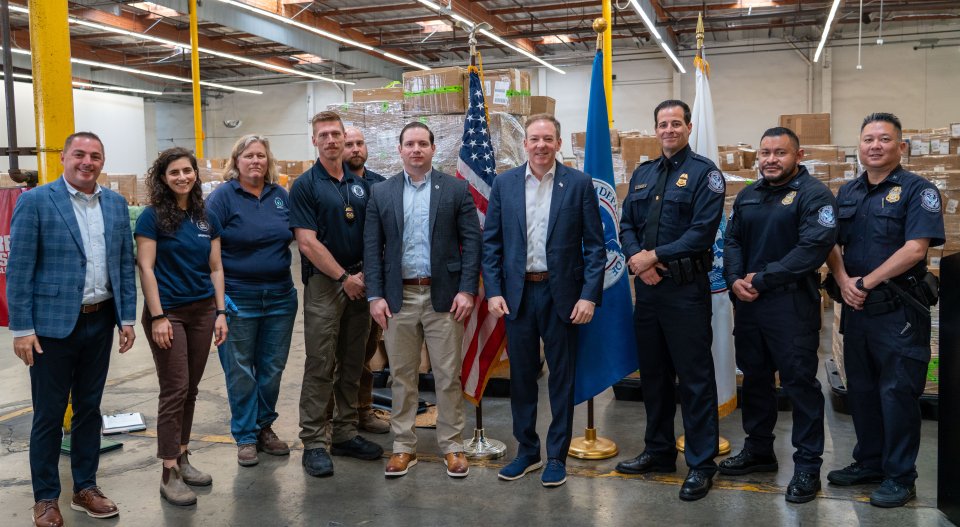 Administrator Zeldin and OECA Assistant Administrator Jeff Hall tour the Port of Los Angeles and Long Beach