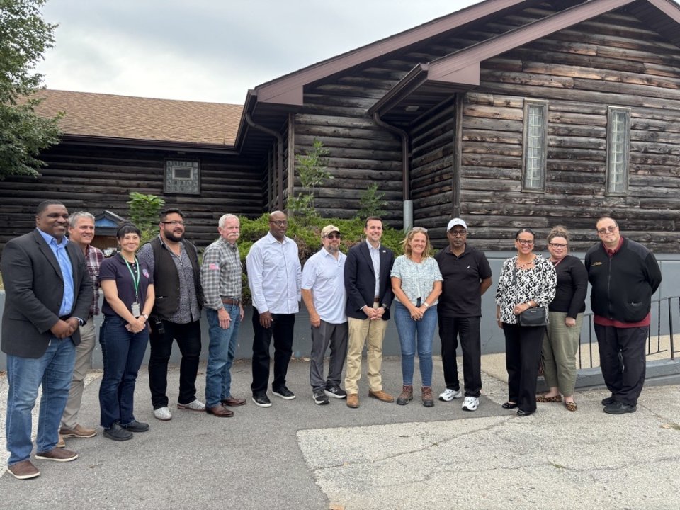 Fotouhi’s visit highlighted the Trump EPA’s commitment to working with Indiana to support economic growth, strengthen American manufacturing, and protect the environment.