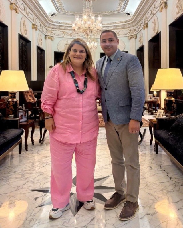 Governor of Puerto Rico Jenniffer González-Colón and EPA Regional Administrator Michael Martucci meet to further environmental progress in Puerto Rico.